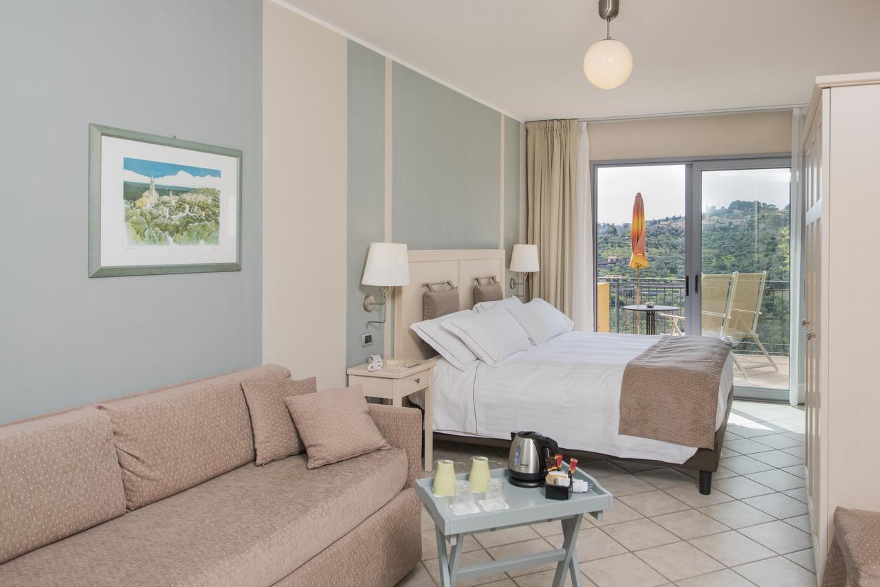 Hotel Liliana Diano Marina Zimmer foto